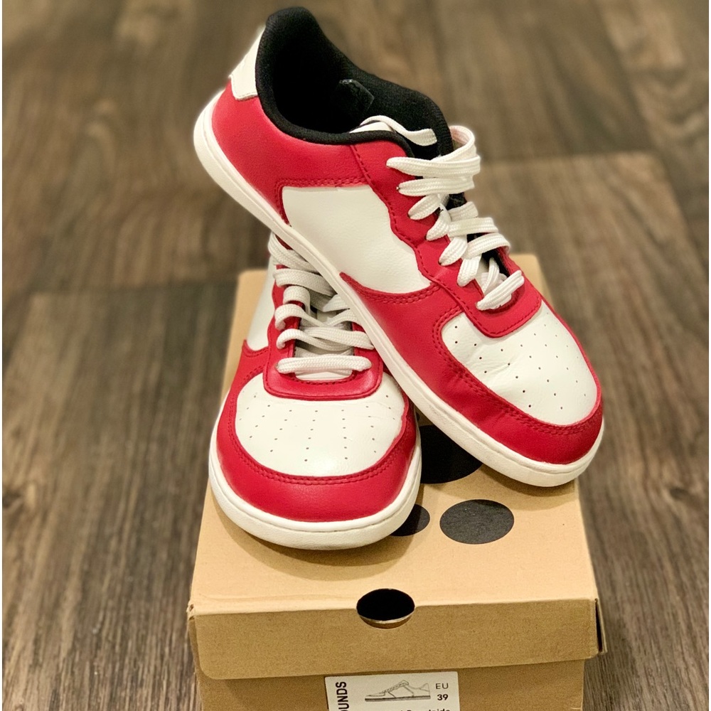 FEELGROUNDS Barefoot, Retro Red, Courtside sneakers. EU 39 US W8.